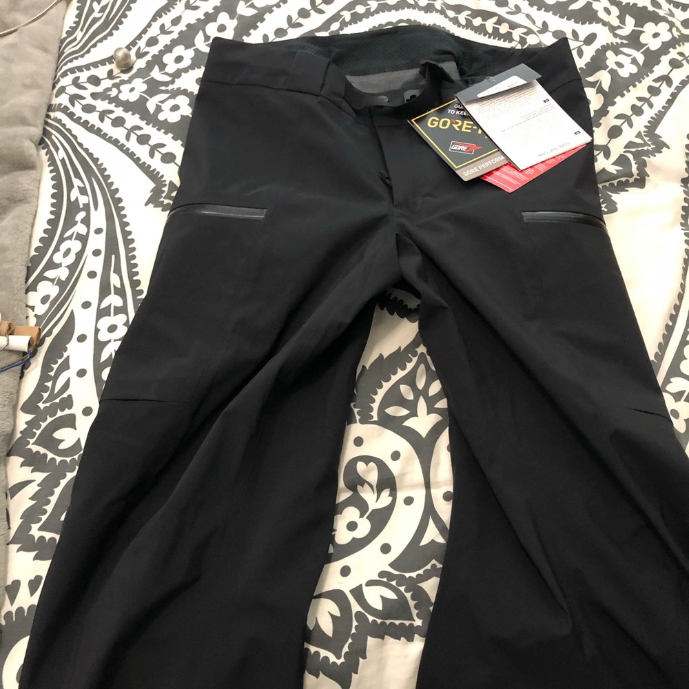 NWT Ski pants with GORE TEX Performance